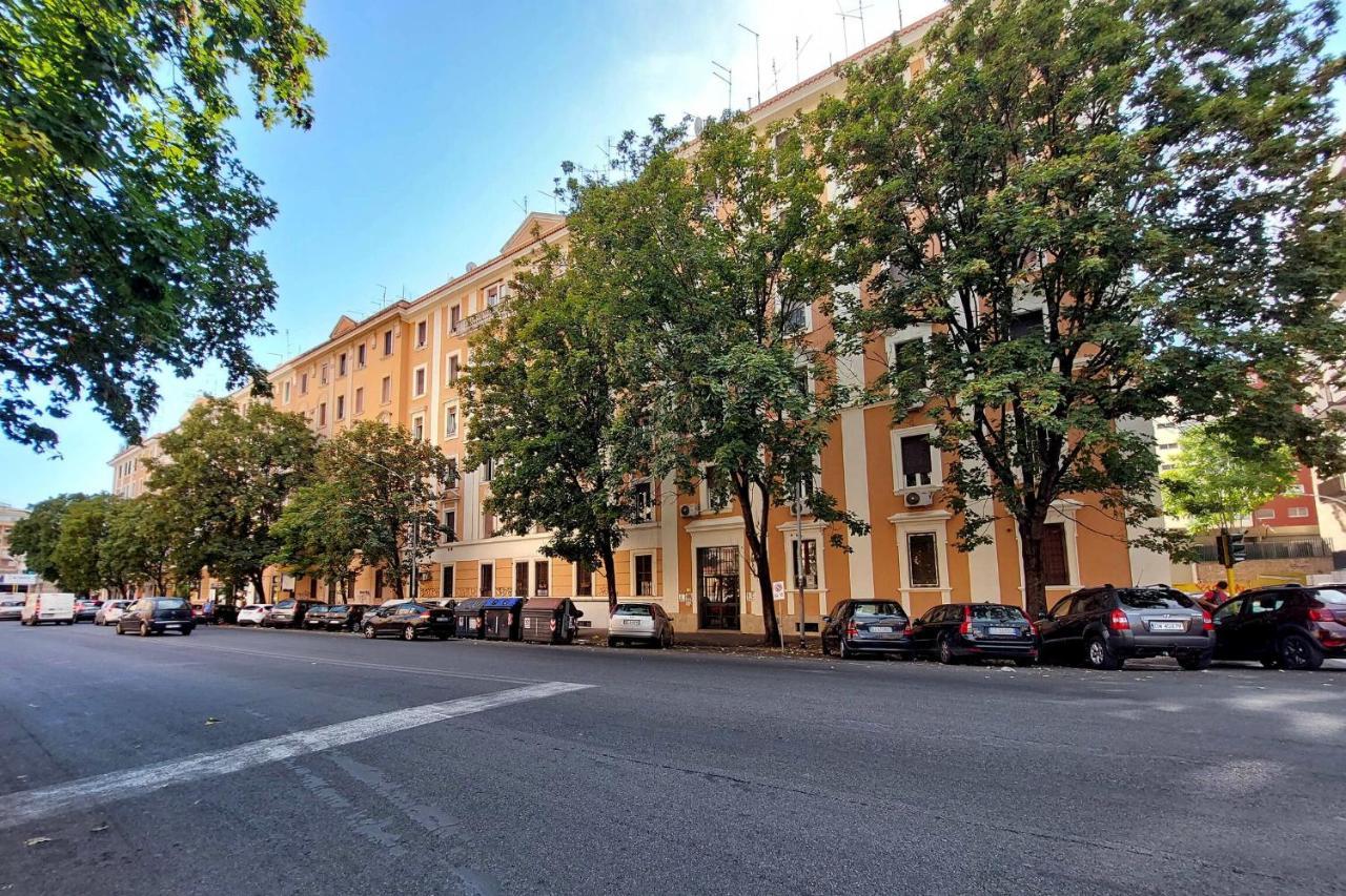 Ettore Rolli In Trastevere By Halldis Appartement Rome